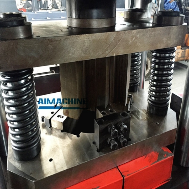 Angle notching machine