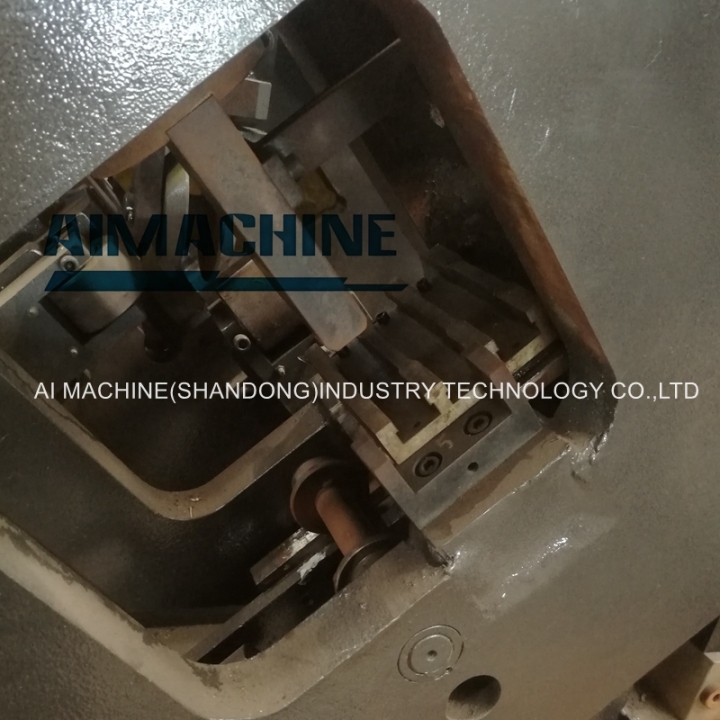 cnc angle cutting machine