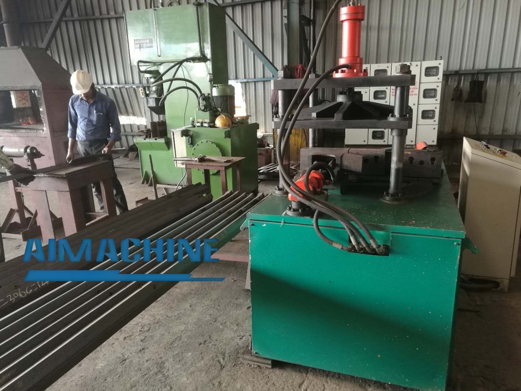 Hydraulic Angle Steel Bending Machine YW-200 