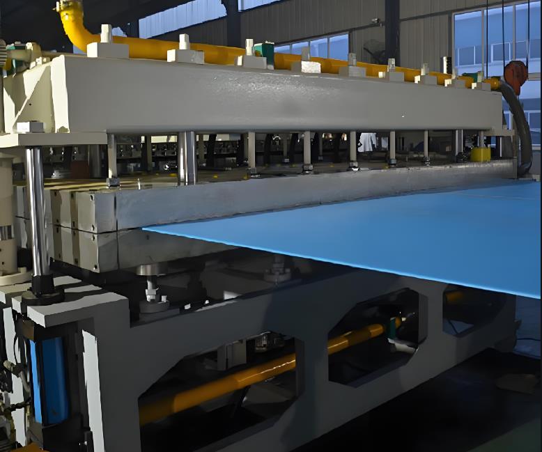 PP hollow grid board production line 