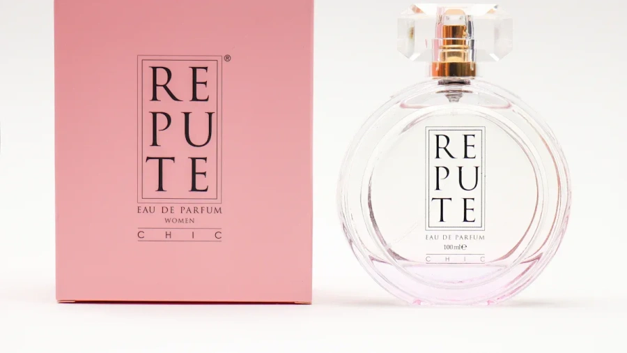 Engaging Consumers Through Interactive Perfume Packaging