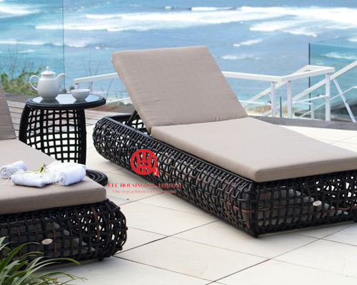 Chaise Lounge Chair | Outdoor Wicker Furniture