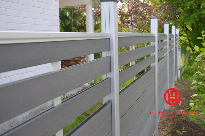 Semi-Private Fence | Modern Garden Fencing | EEE HOUSING Decorative Fences