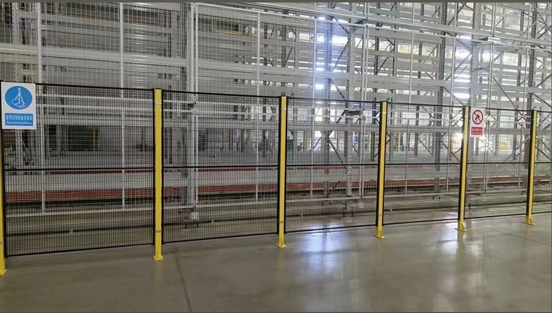 Enhancing Safety and Efficiency in Automation with Robot Fencing