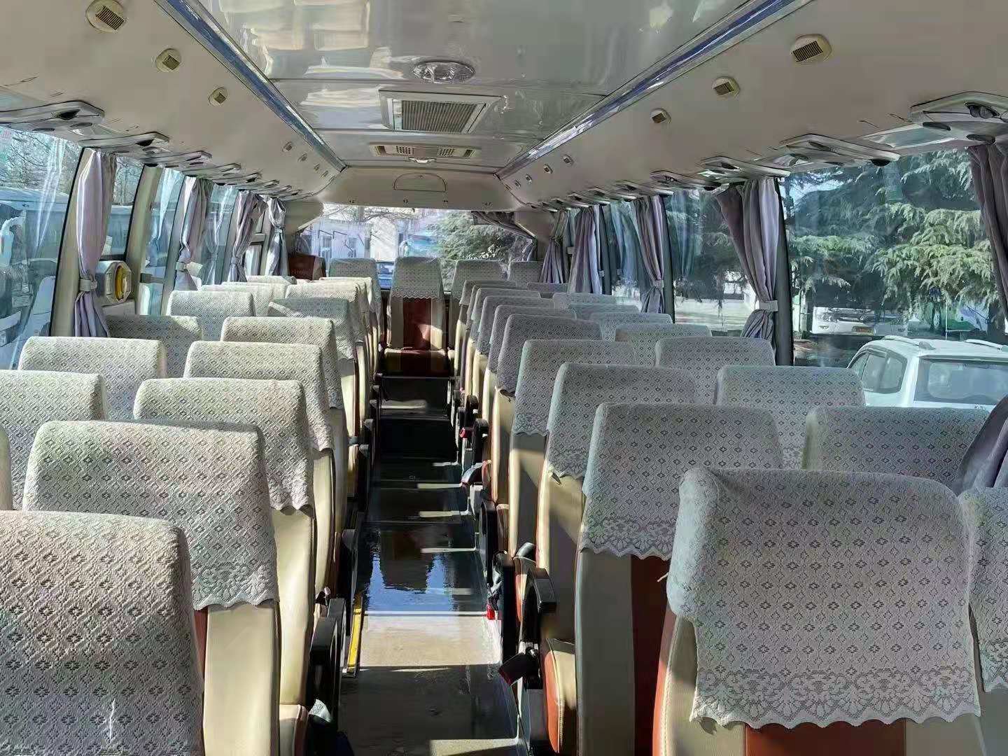 Refurbished Second Hand 45 Seats Bus for Sale City Luxury coach Bus Used Bus with diesel Engine 