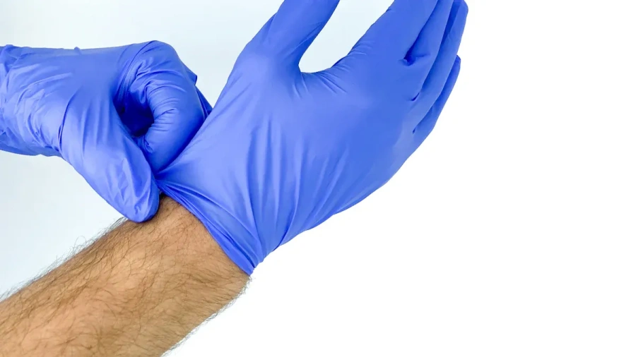 How Cut Proof Work Gloves Protect Workers from Serious Injuries
