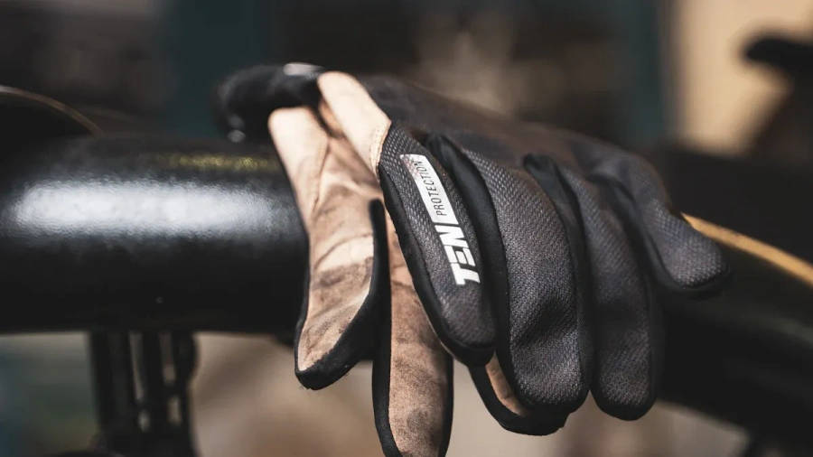 The Advantages of Using A9 Gloves in Your Industry