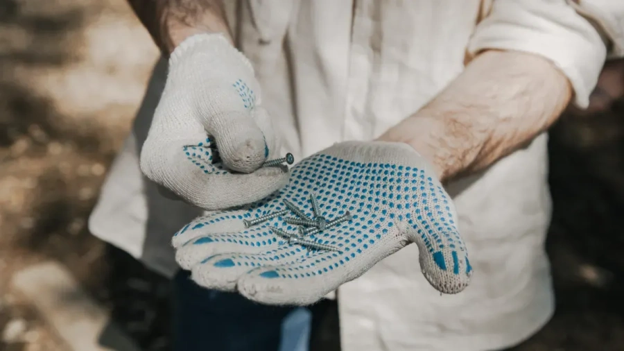 Evaluating the Best Materials for Fish Cutting Gloves