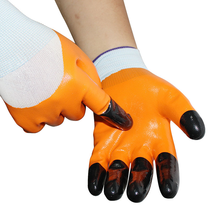 Cut Resistant Gloves Enhance Safety for Glass Handling Cut Resistant Gloves Enhance Safety for Glass Handling