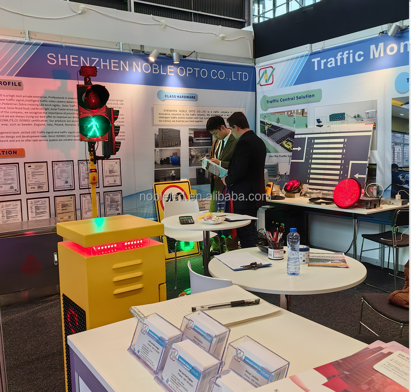 Wireless Intelligent Traffic Control System That Provides Signals to Lane Lights 5 Year Warranty 5 Year Warranty Solar Wireless Intelligent Traffic Controller System  wireless,5 year warranty,traffic controller system,intelligent