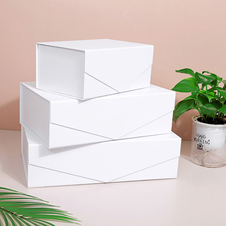 Wholesale Custom Magnetic Foldable Rigid Boxes | Easy Assembly Luxury Packaging for Retail 