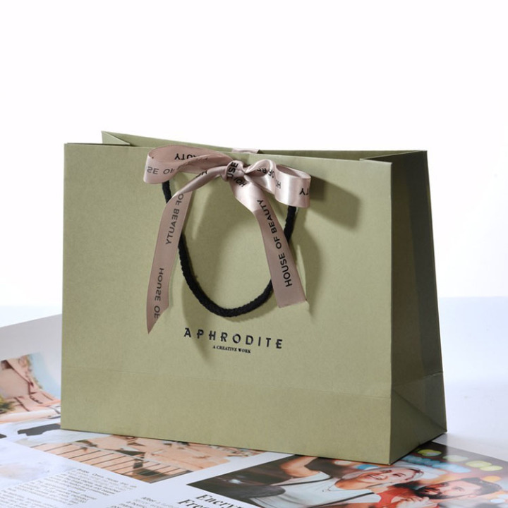 copy of Designer Green Paper Bag - Luxury Deep Emerald Shopping Tote for Boutiques & Gifts 