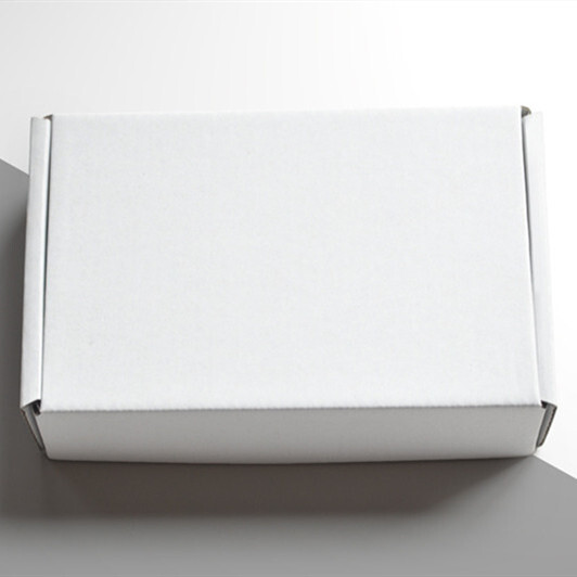 White Apparel Shipping Boxes | FASHION-TREND Branded Mailers for Ecommerce 