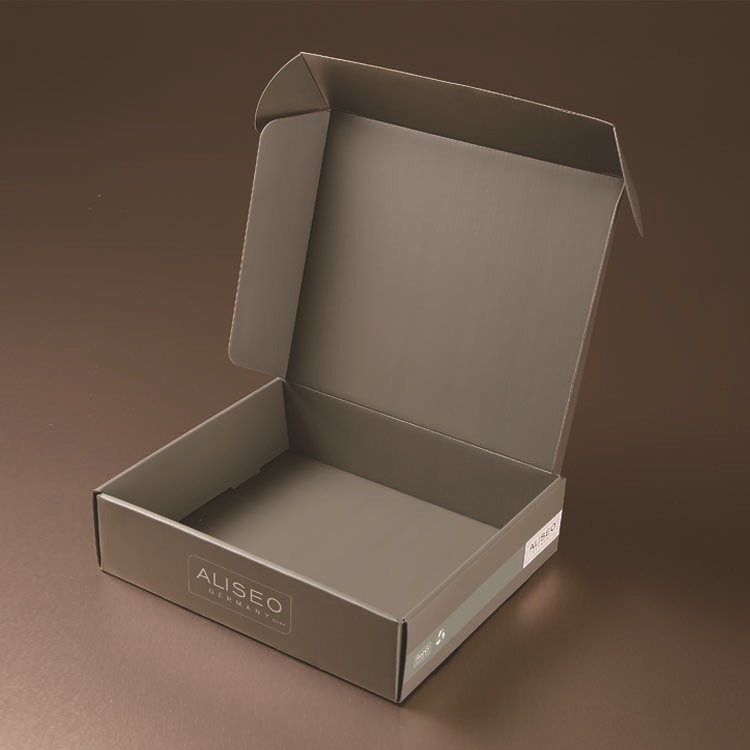 Retail Packaging Boxes | Custom Branded Corrugated Boxes for Small Business Retail Goods & E-commerce Shipping 
