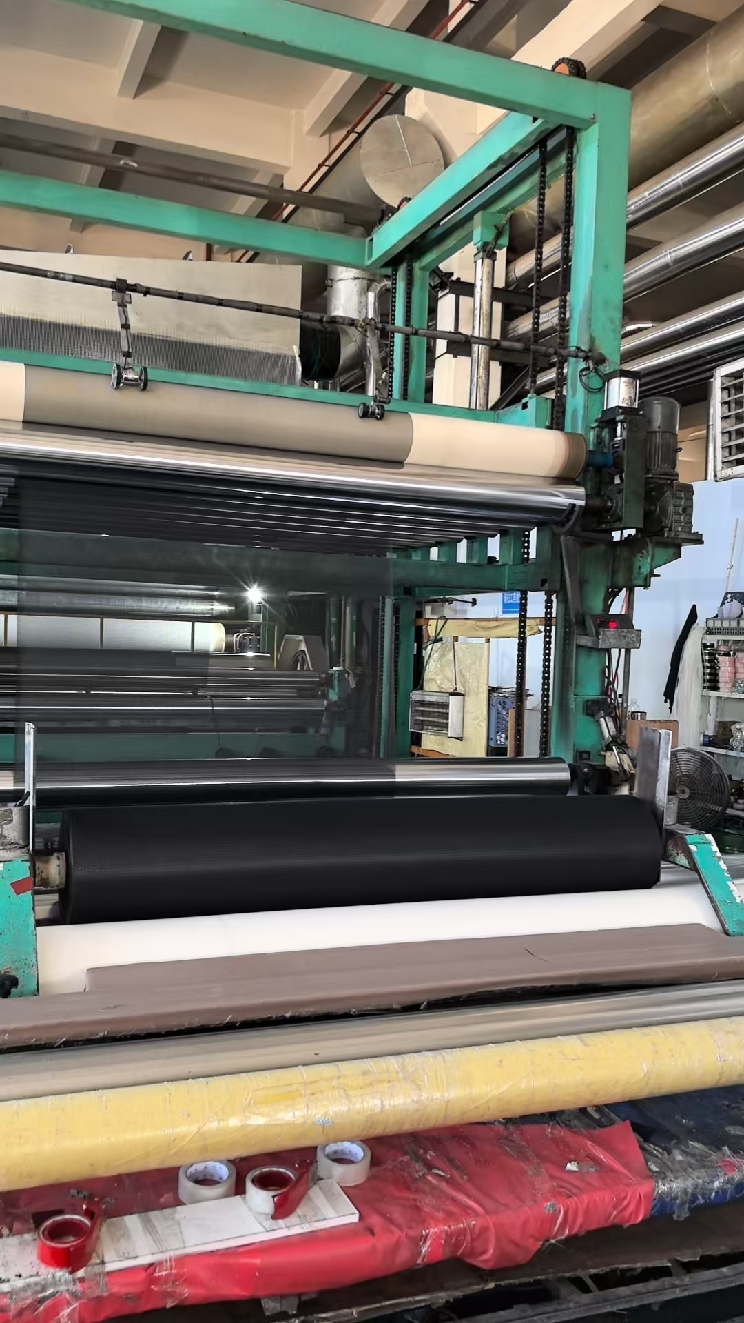 Waterproof and Thick-PVC knife coated tarpaulin Using a Knife-Coated Process  PVC tarpaulin for truck cover industrial PVC tarpaulin PVC knife coated tarpaulin,knife coating PVC tarpaulin