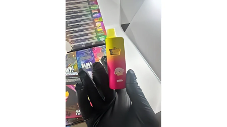 How Whole Melt Switch 2G Disposable Fits Into Modern 2G Vape Design
