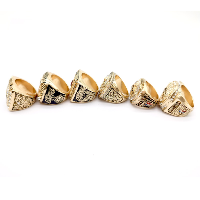 2001/2002/2016/2002/2010/2009 Los Angeles Lakers Basketball Championship Ring-