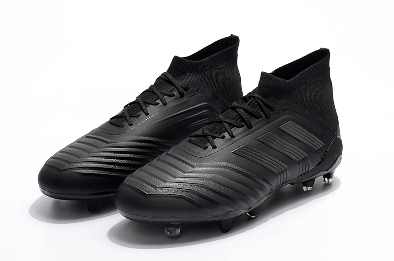 adidas predator triple black