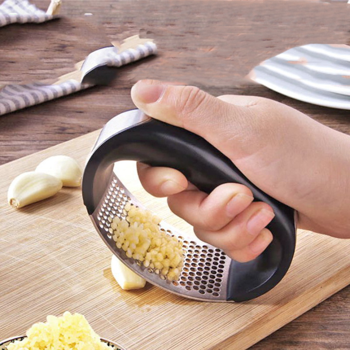 Garlic Press Rocker Stainless Steel Garlic Mincer Crusher and Peeler