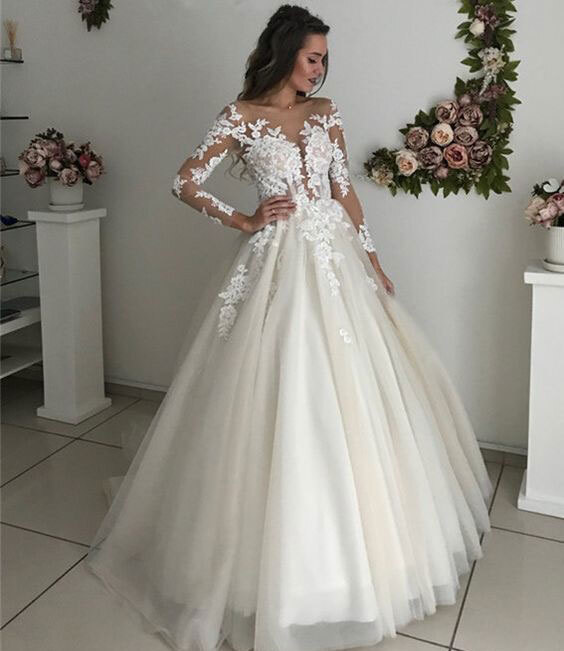 Long Sleeves Tulle Court Train Wedding Dress with Appliques Bridal Gowns