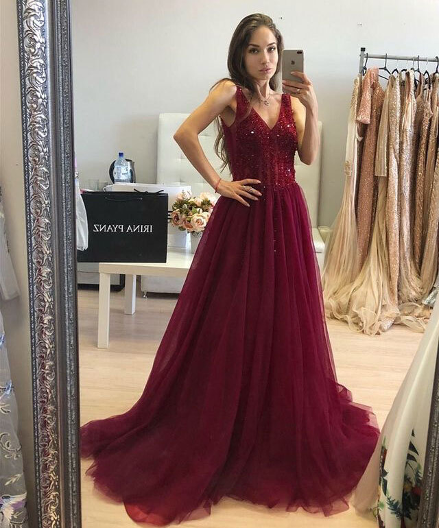 Hot Selling Deep V Neck Burgundy Prom Dresses with Beaded