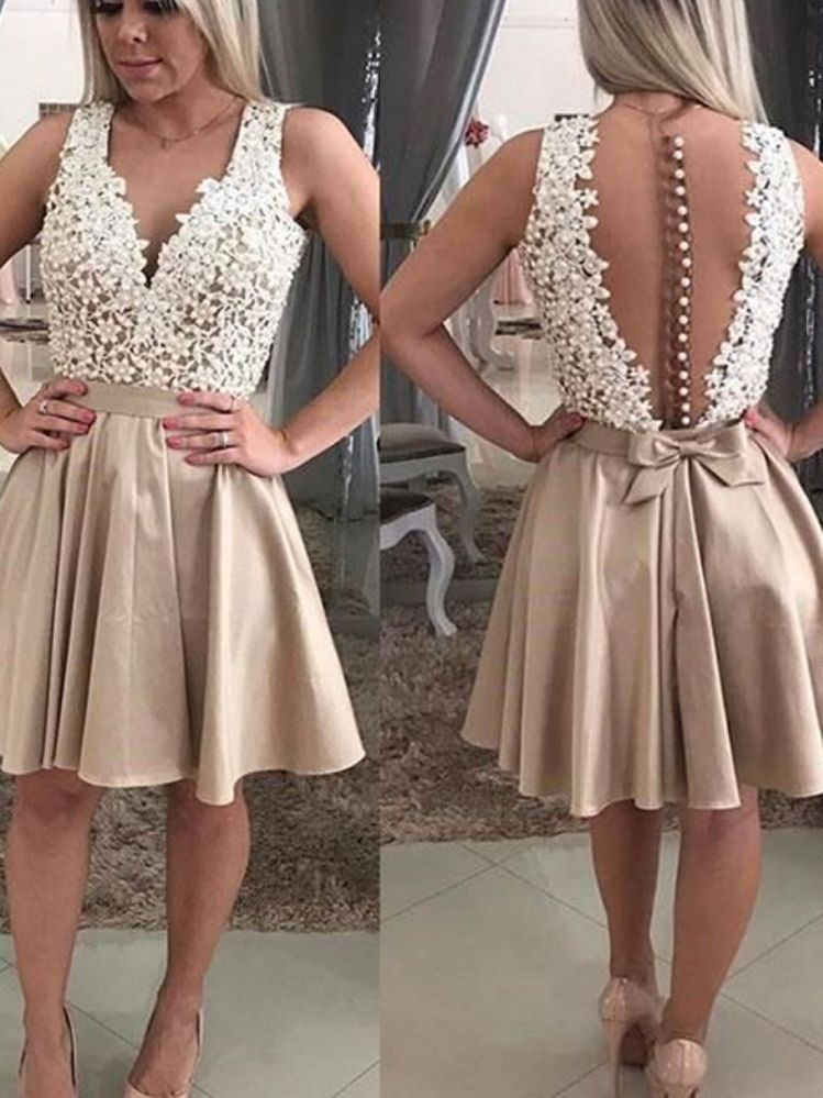 V Neck Short Homecoming Dresses with Lace Appliques
