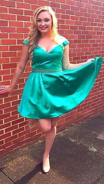 Off the Shoulder Green Short Homecoming Dresses waist with Beaded