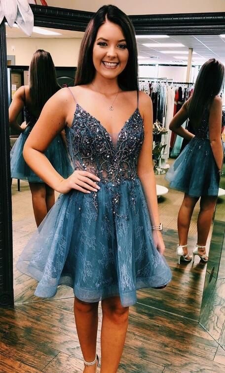 Spaghetti Straps Lace Short Homecoming Dresses with Appliques