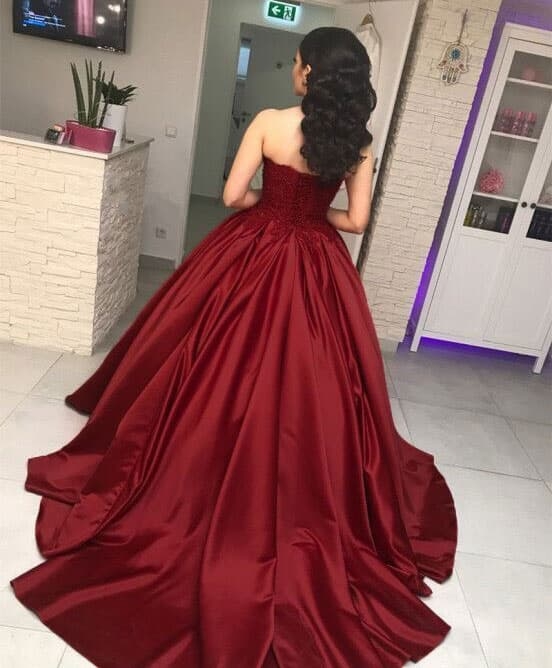 Strapless Tulle Burgundy Prom Dresses with Appliques Princess Dress