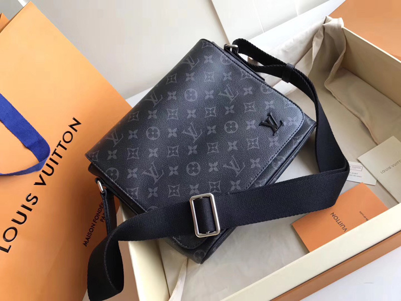 Louis Vuitton Men Crossbody Bag - For Sale on 1stDibs  louis vuitton mens  crossbody bag, lv mens crossbody bag, louis vuitton man bag crossbody