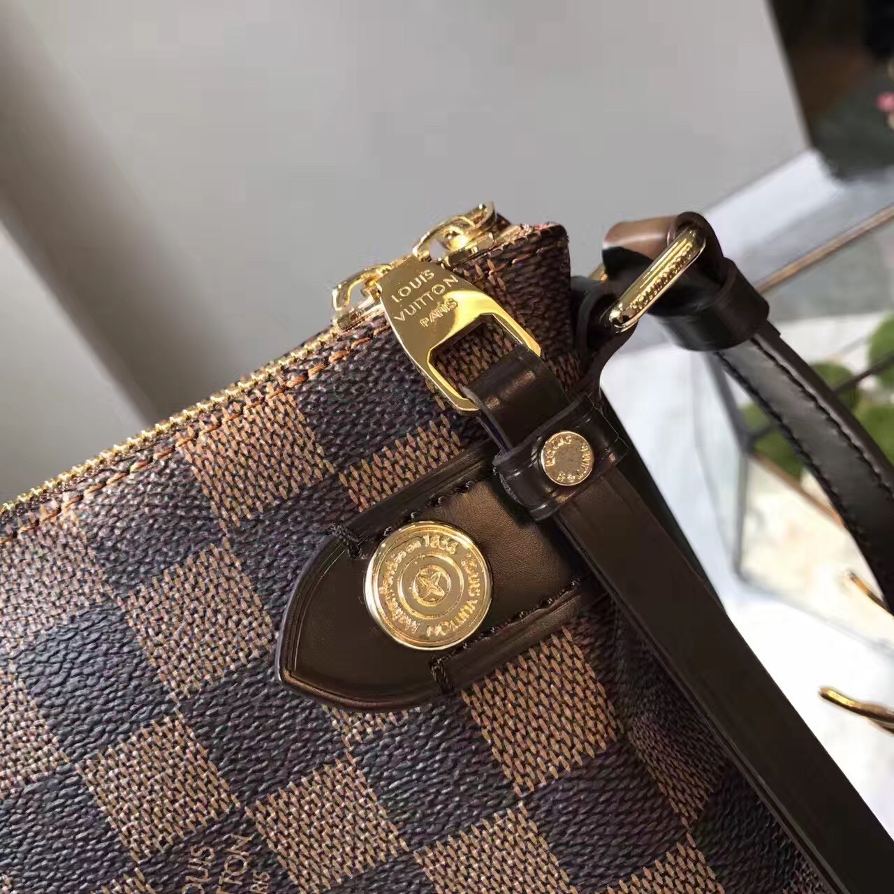 Louis vuitton crossbody bag women brown louis vuitton purses on sale louis vuitton messenger bag ...