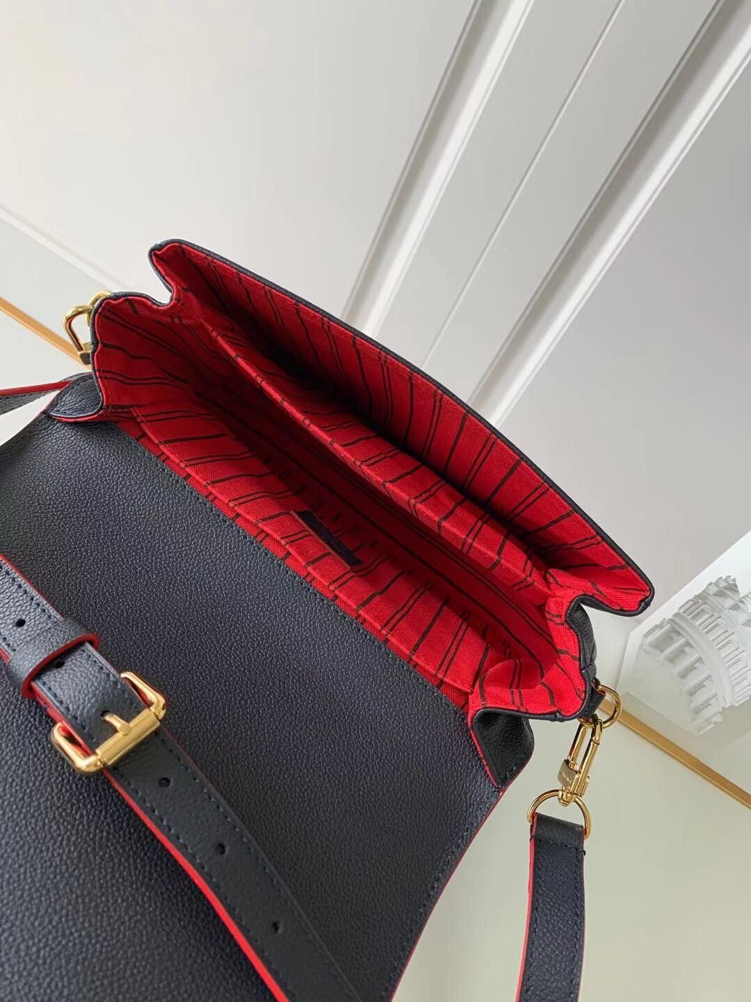Louis vuitton handbags pochette metis noir review lv pochette black leather bag Doron replica ...