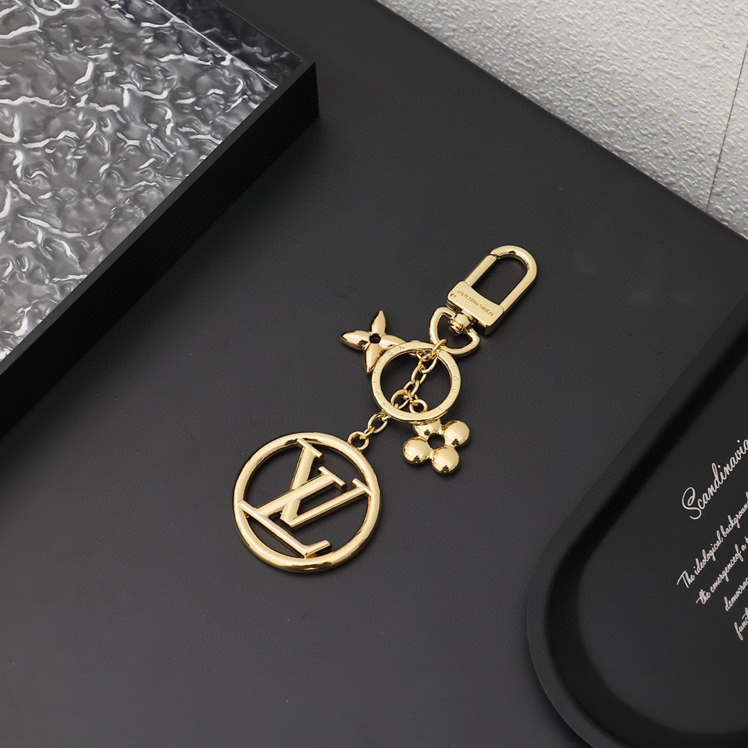 Replica Louis Vuitton Bag Charms And Key Rings for Sale