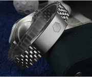 *Flash Sale* San Martin New 40mm Vintage Luxury Men Dive Watch Sapphire Bezel J-type Bracelet SN0133-G San Martin 39.5mm Men Pilot Dress Watch Chinese Style Original Design Carved Coin Bezel Automatic Mechanical Watches SN0033 san martin watches,dive watches