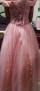 Beautiful dress it looks like a princess dress. Fast delivery and very nice seller