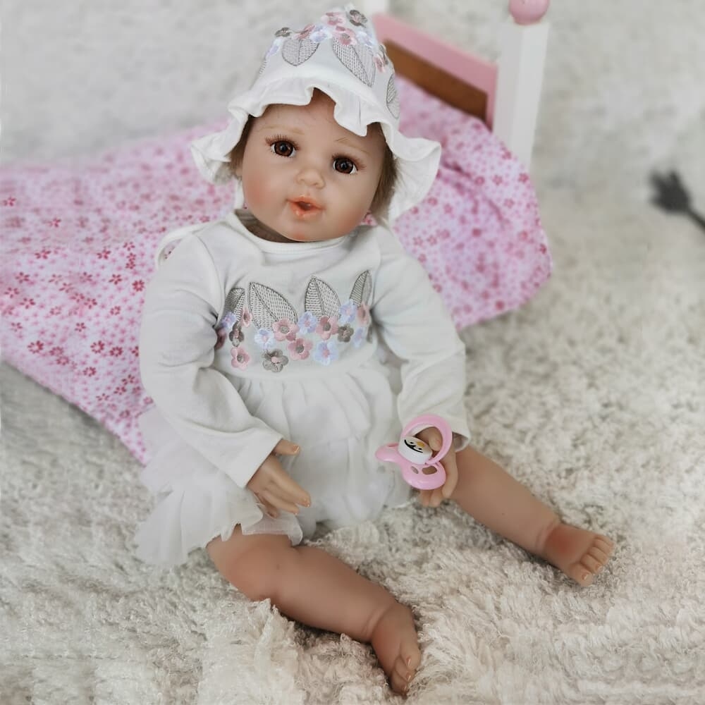 lifelike silicone doll