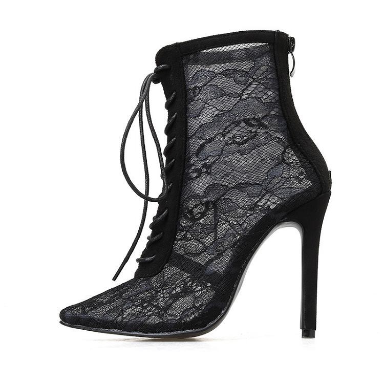 womens black heeled boots