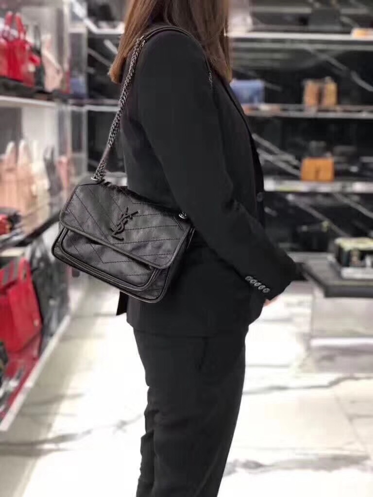 Saint Laurent Niki Large Quilted-leather Tote Bag in Black