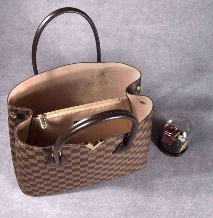 Replica Louis Vuitton Lockme Ever Mini Bag M21052 Fake Wholesale