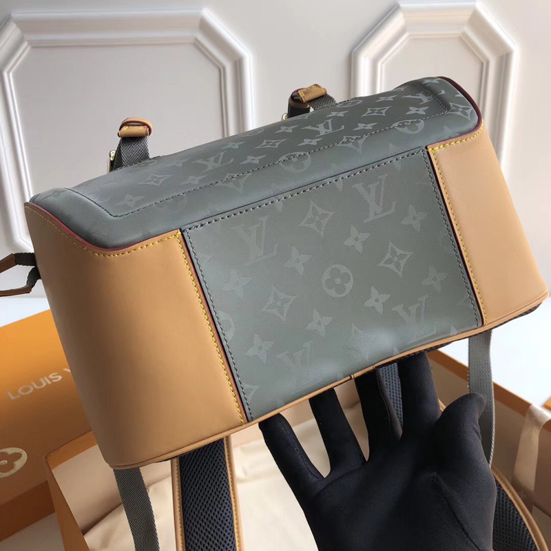 Lv backpack mens replica sale