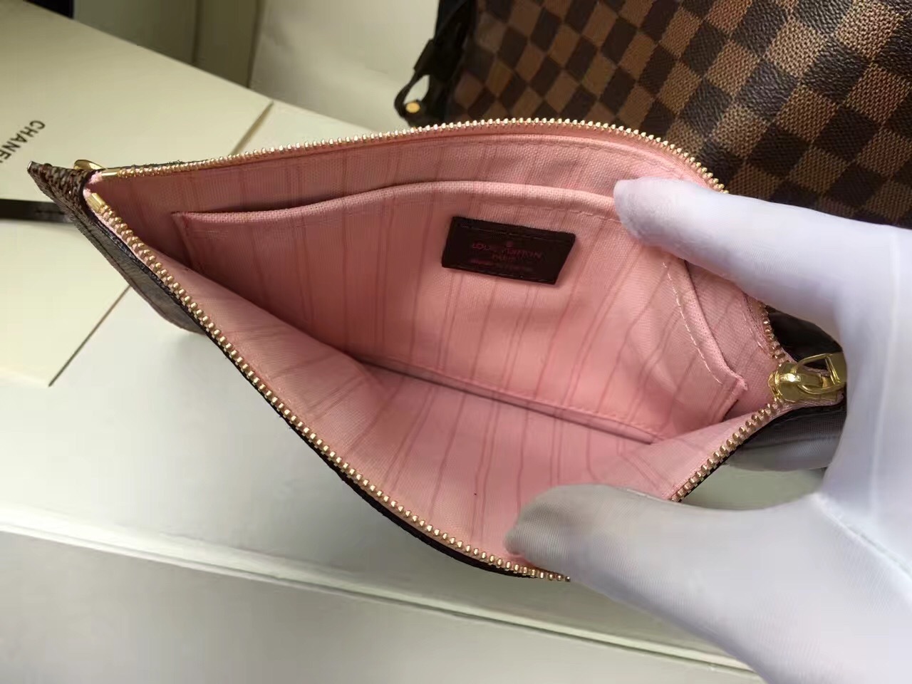 Louis Vuitton Neverfull MM pochette damier ebene - Good or Bag