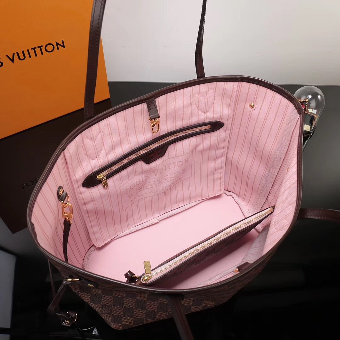 Kinh nghiệm chọn mua trang sức Louis Vuitton phù hợp