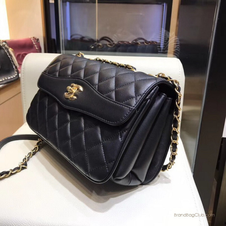 Chanel Leather Tote 2022 Purse For Sale