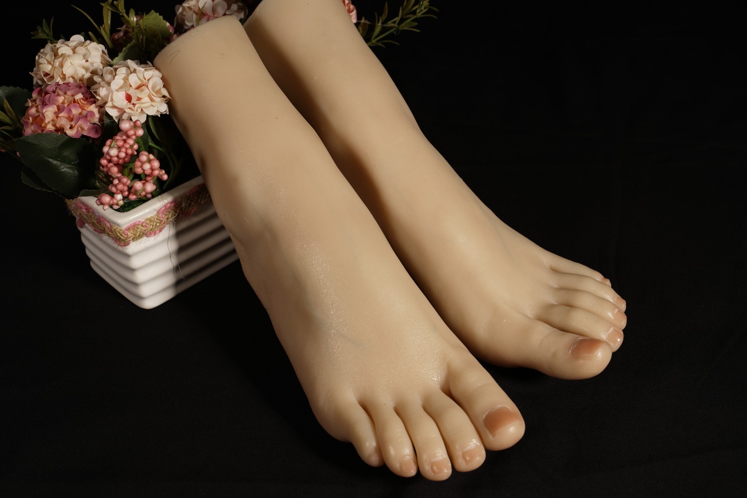 Small Realistic Silicone Lifesize Female Foot Female