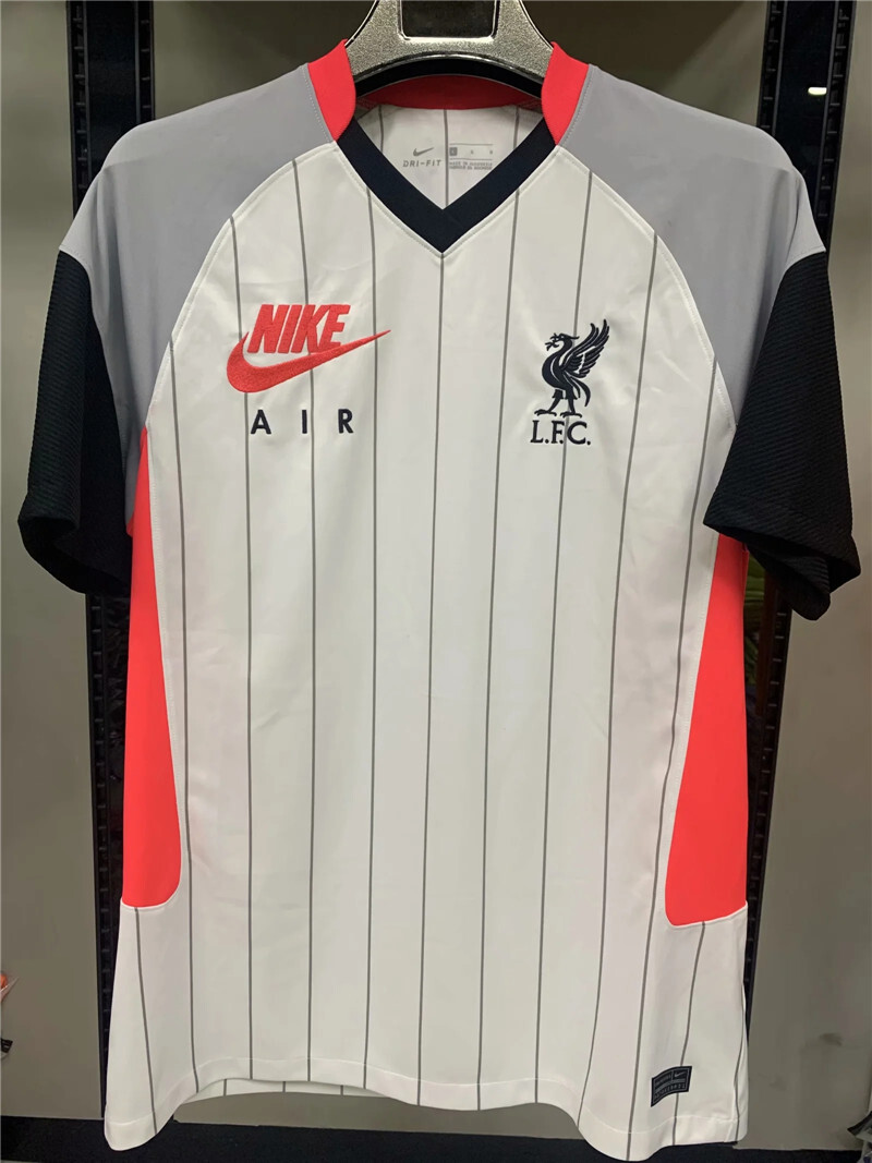 liverpool 4th kit