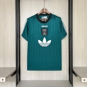 1995/96 Liverpool green soccer jersey