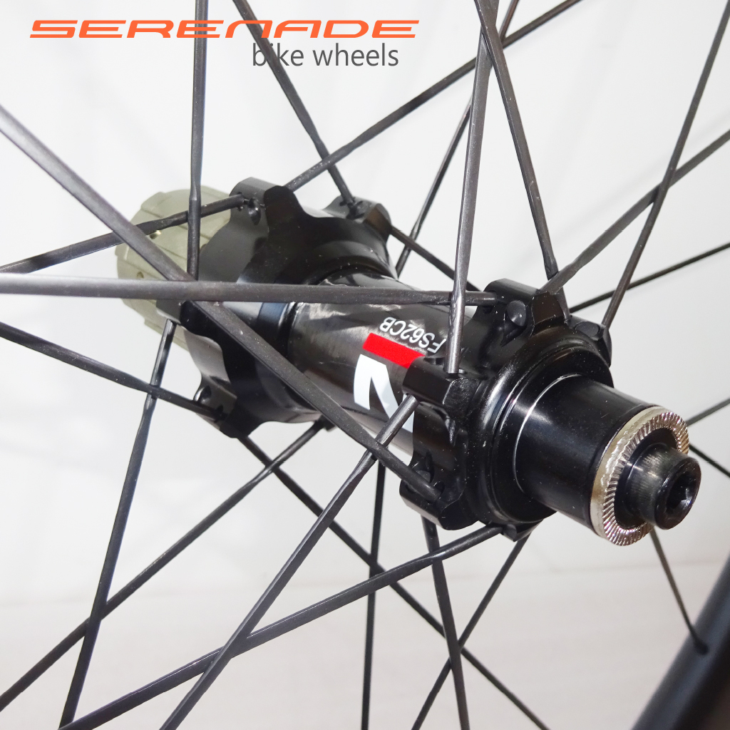 Straight deals pull hubs