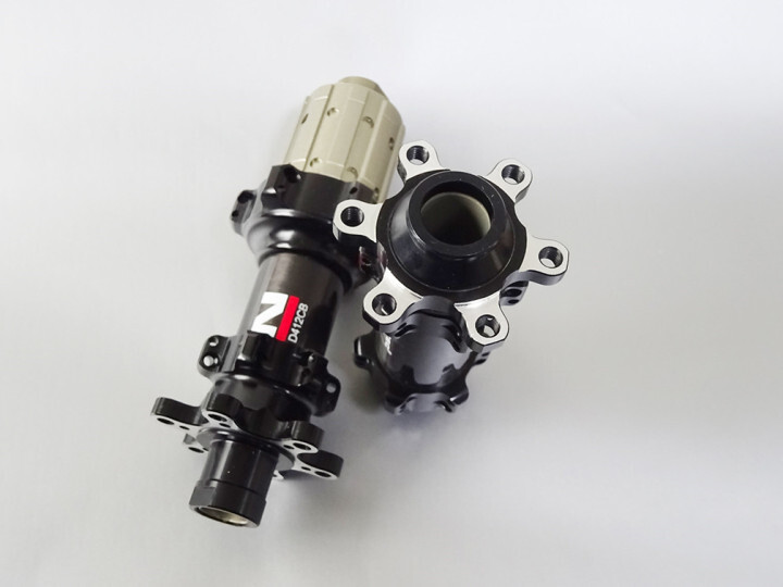 Novatec road hotsell disc hubs