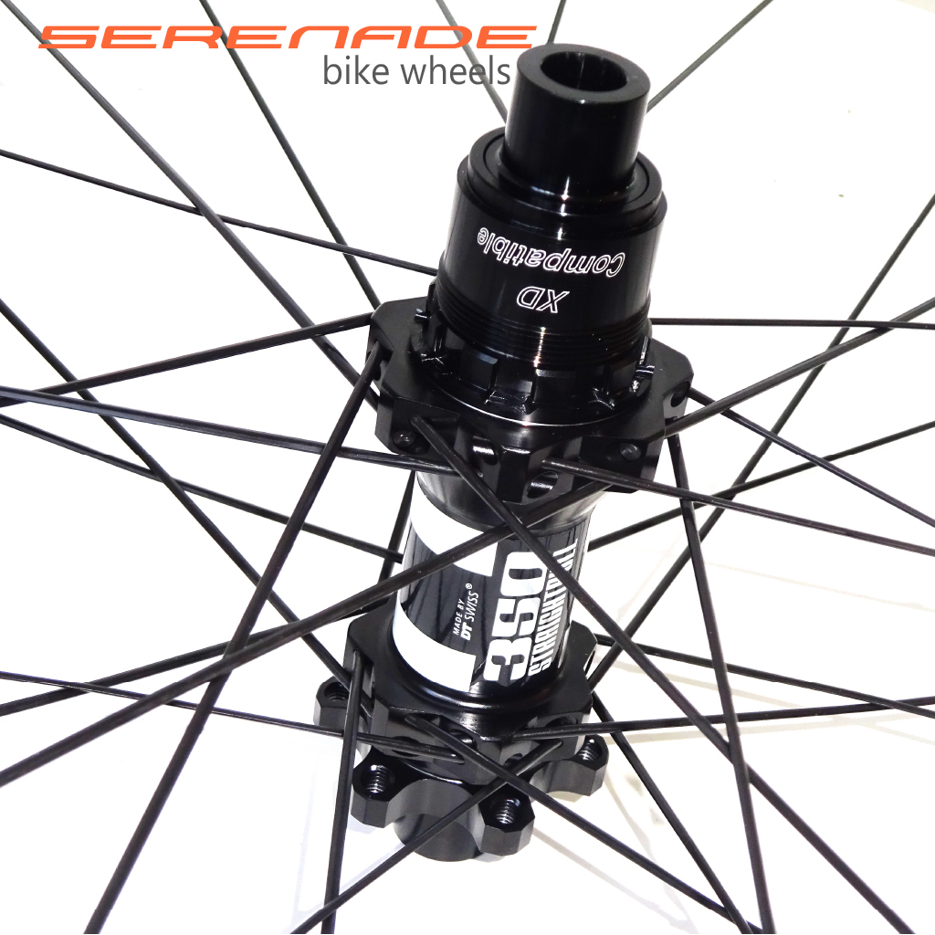 30mm Wide 30mm Deep Carbon Mountiain Bicycle Wheels 29er MTB Bike Wheelset DT 350 Hubs 1370 gr 30mm 29er Carbon Mountiain Bicycle Wheelset DT swiss 350 Hubs