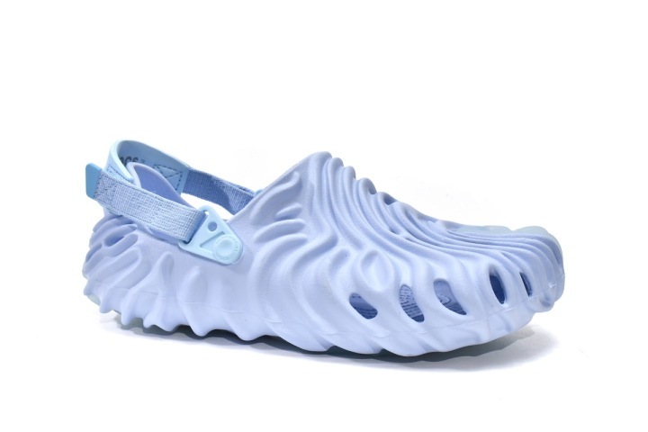 kyrie crocs